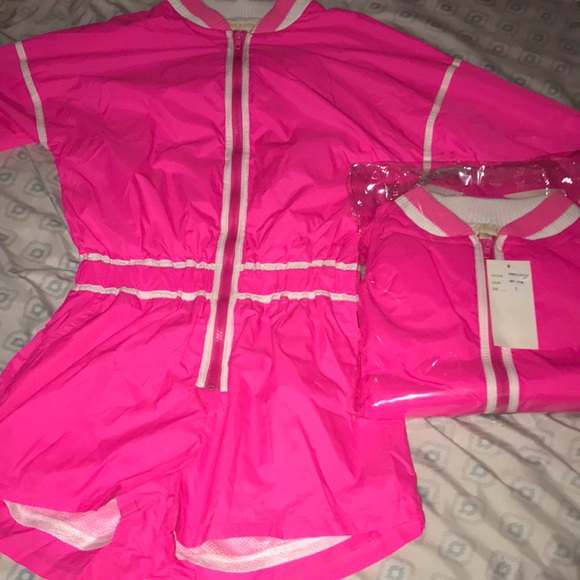 Pink romper - Picture 2 of 3